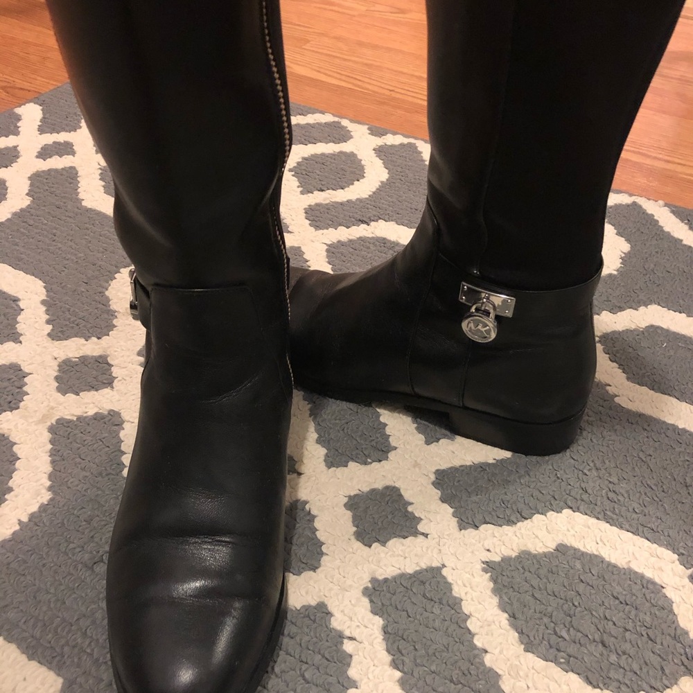 Like new  Michael Kors boots - size 5.5